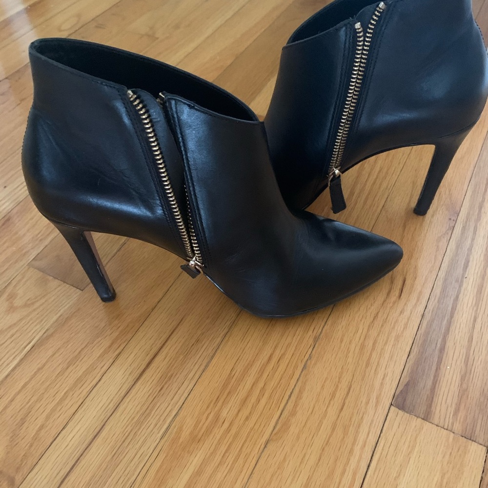 Reiss leather ankle booties